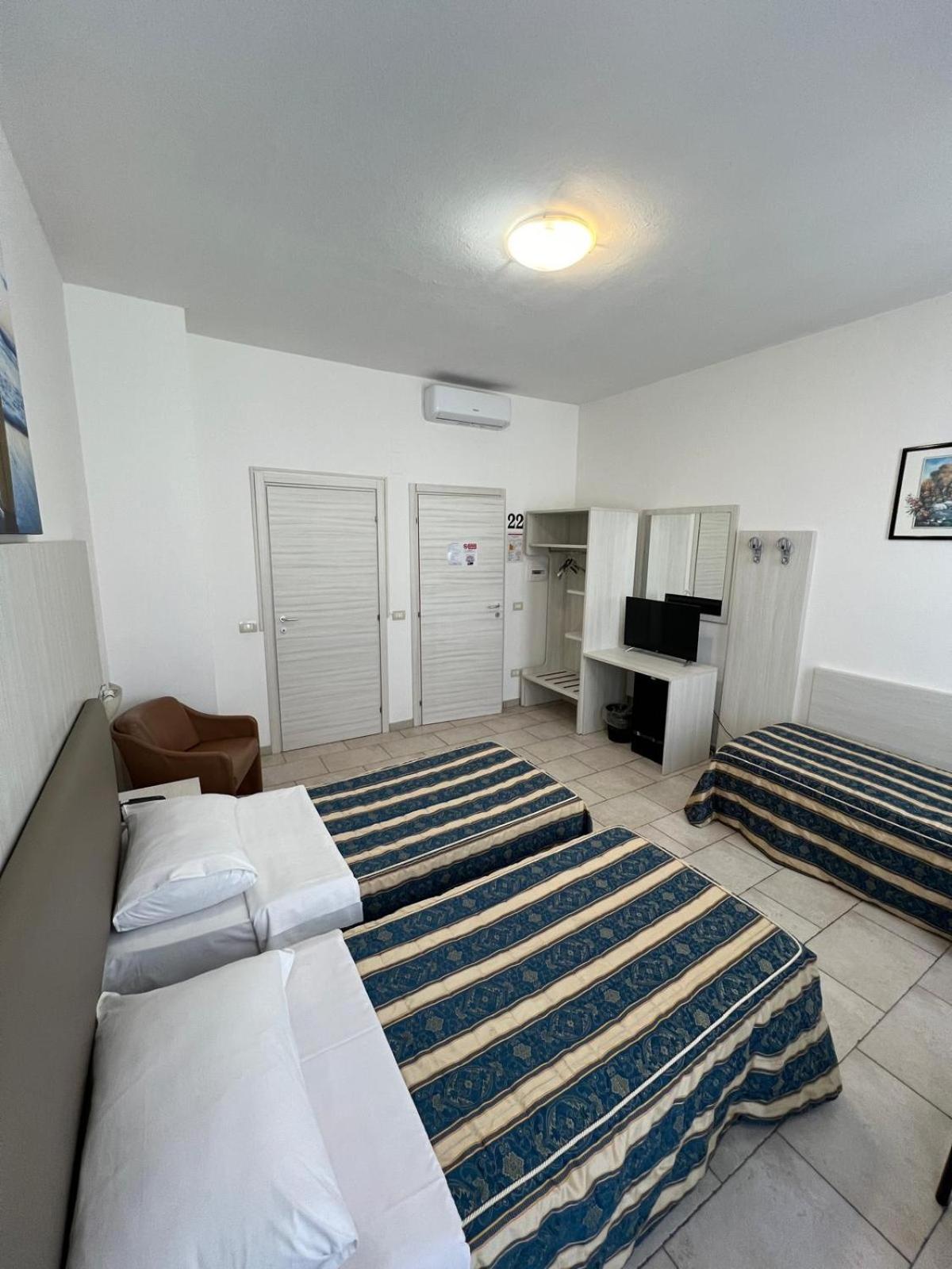 Hotel Alessander Milan Exterior photo
